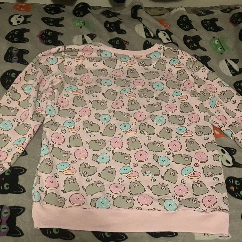 Pusheen Donut AOP Pink and Gray Crew Neck Sweater - Picture 6 of 6
